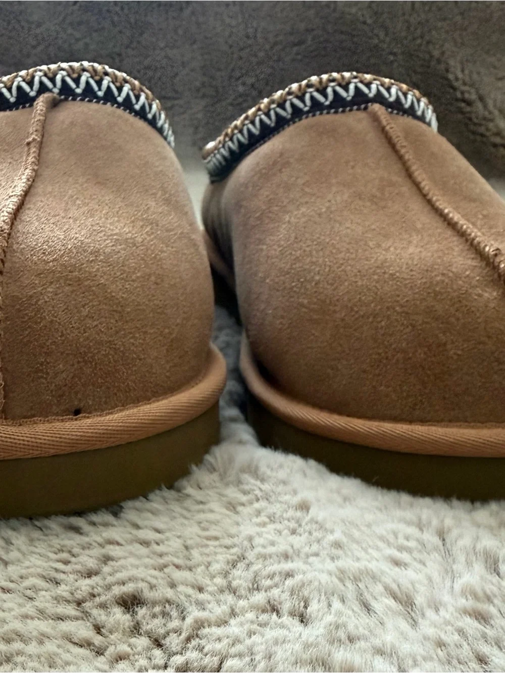 UGG easy slip